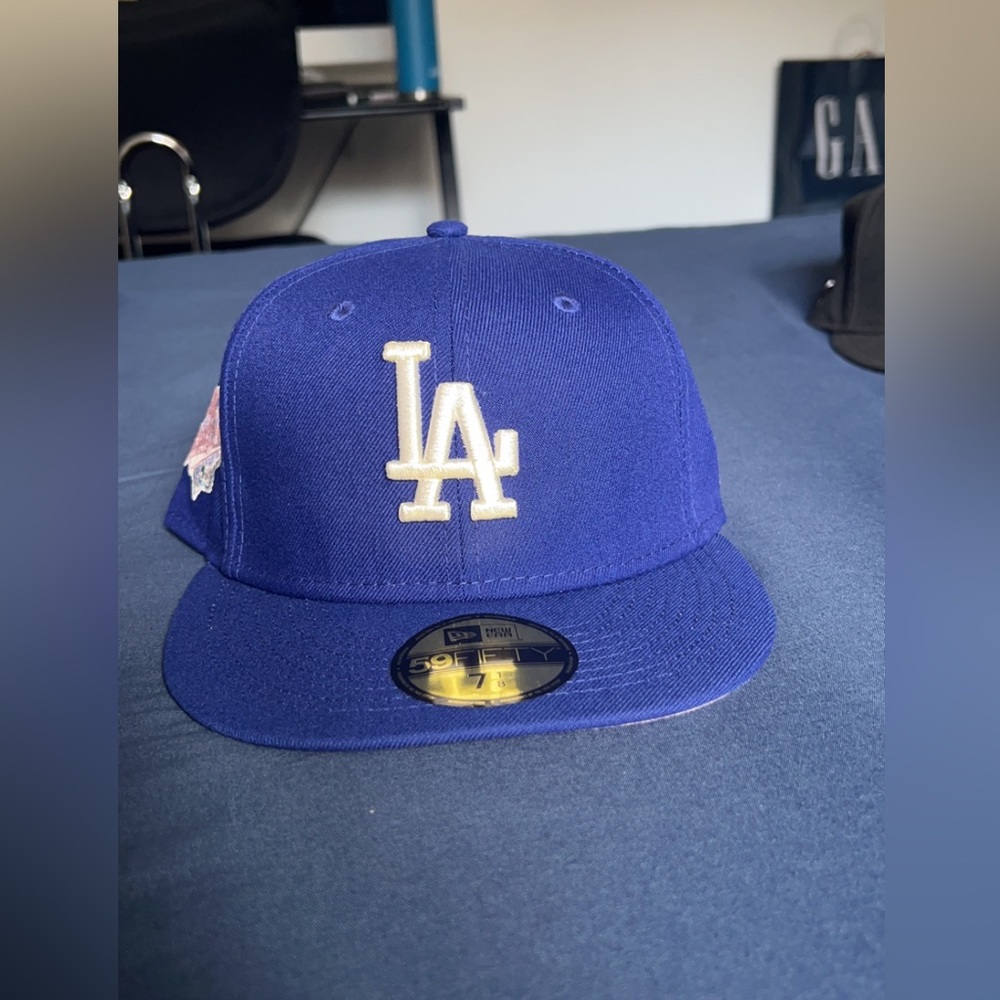 Men’s Fitted Hat